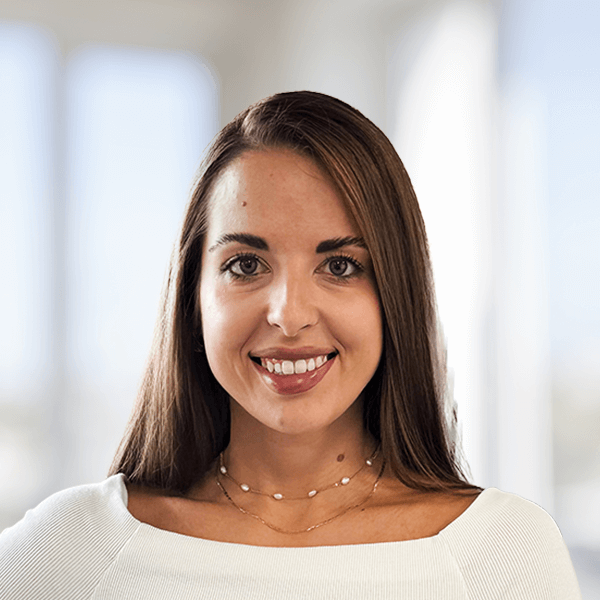 Porträtbild von Tiffany Wiener (Senior Manager Demand Generation & Partner Marketing bei ATAMYA, ehemals eggheads)